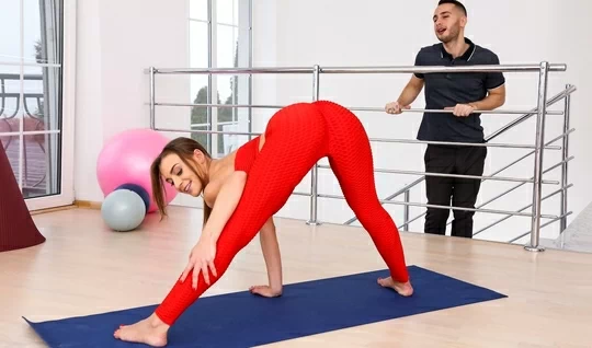 Fitness trainer put big cock in girls mouth during yoga class