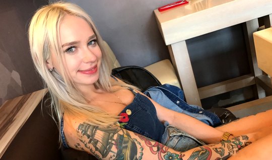 Tattooed blonde is not against a pickup and is ready to fuck on camera